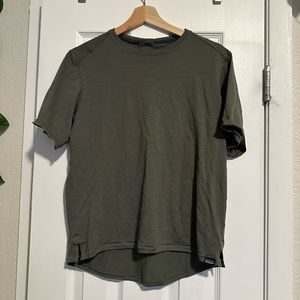 Men’s Patagonia Athletic Shirt